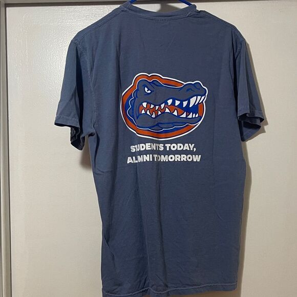 Other - Florida Gators Graphic Tee in Blue size medium